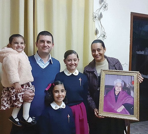 R227-LDL-Dona-Dayane-com-sua-familia